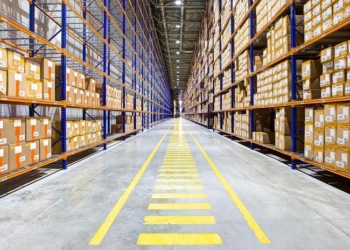 Effective warehouse solutions to optimize business operations: advantages and features