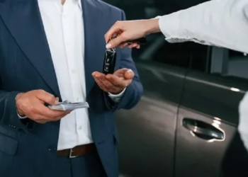 Car rental at Larnaca airport: fast and hassle-free